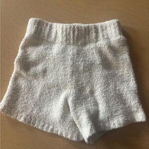 SKIMS High Waist Cream Women's fuzzy knit Shorts size S/M
